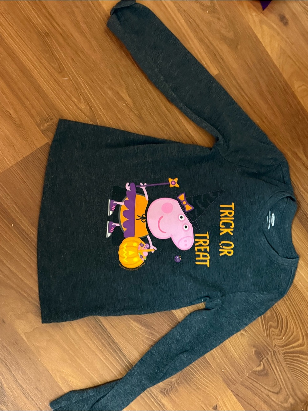 Kids' Peppa Pig 'Trick or Treat' Long Sleeve Shirt - Dark Gray